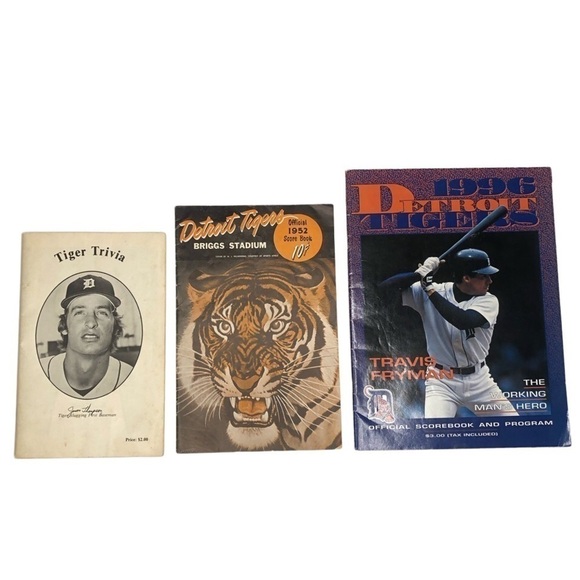 DETROIT TIGERS VINTAGE 1950s, 1970s & 1990s MEMORABILIA BOOK SET - Picture 1 of 16